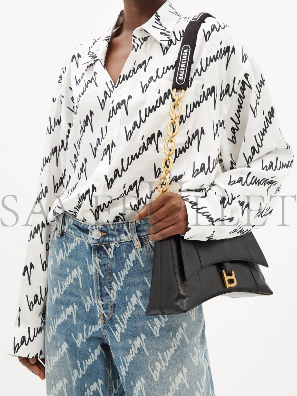 Ba*len*cia*ga black downtown s chain-handle leather shoulder bag matchesfashion us (28.5*17.5*10.1cm)