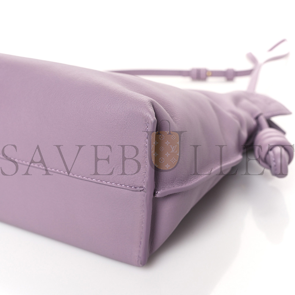 l*ew* nappa flamenco knot clutch pale aubergine glaze (22*18*7cm)