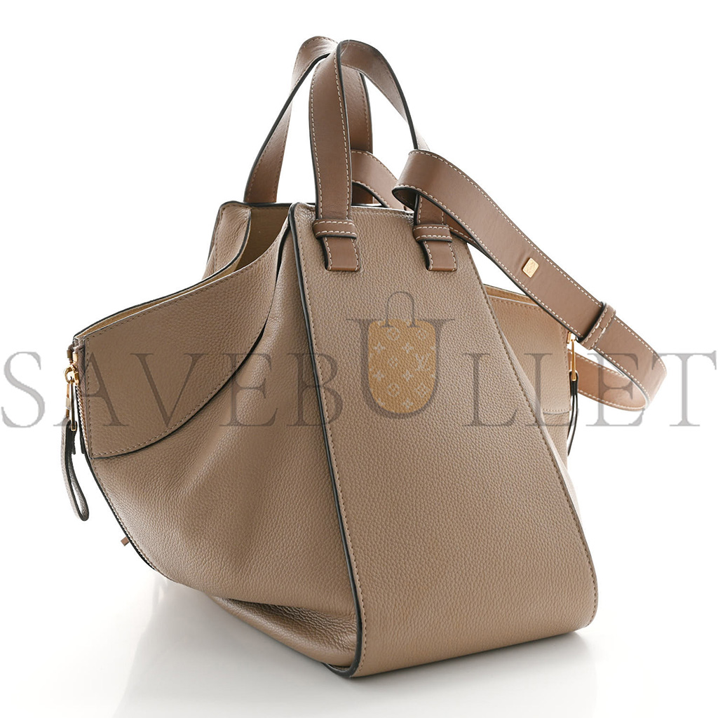 l*ew* calfskin medium hammock shoulder bag sand mink (33*30*17cm)