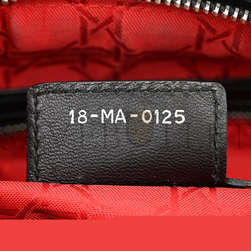 D*or lambskin cannage medium lady D*or black (23*20*11.4cm)