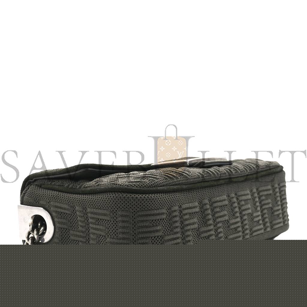F**di technical fabric ff midi chain baguette oliva (23*13*6cm)